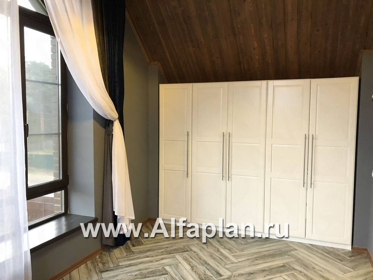 Современный трехэтажный коттедж по проекту 72Е - фото №11